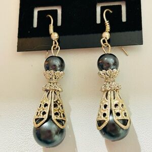 NWOT Elegant Silver and Black Drop Earrings